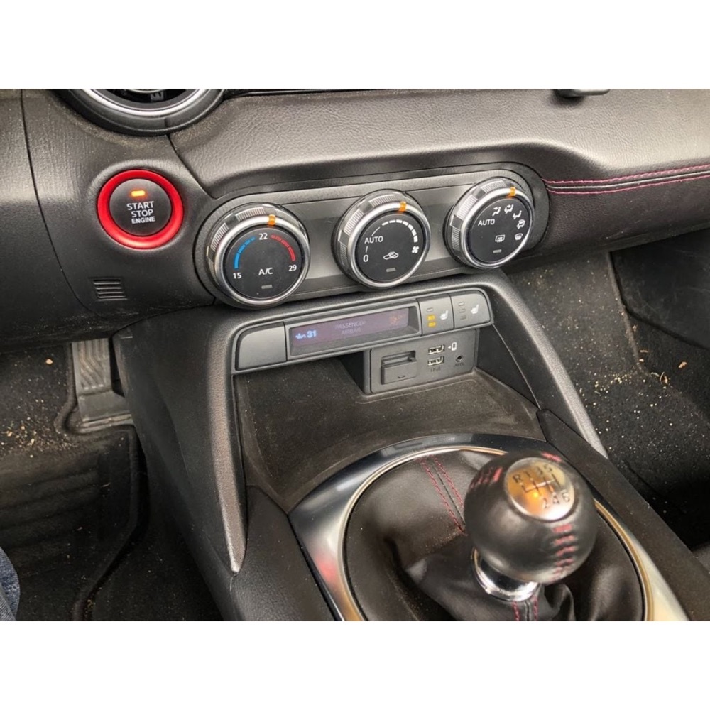 Mazda MX-5 ND Yağ Sıcaklığı Gösterge Kapsülü