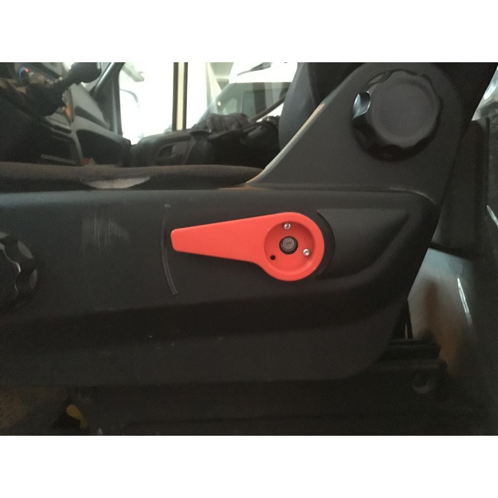 Iveco Daily Koltuk Yükseklik Ayar Kolu