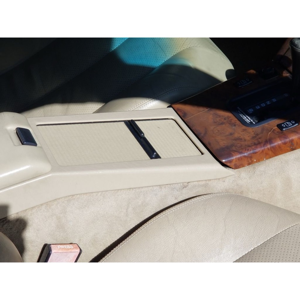 Cassette Bant Bölümü Bardaklığı (Mercedes 500SL 1990) görsel 4