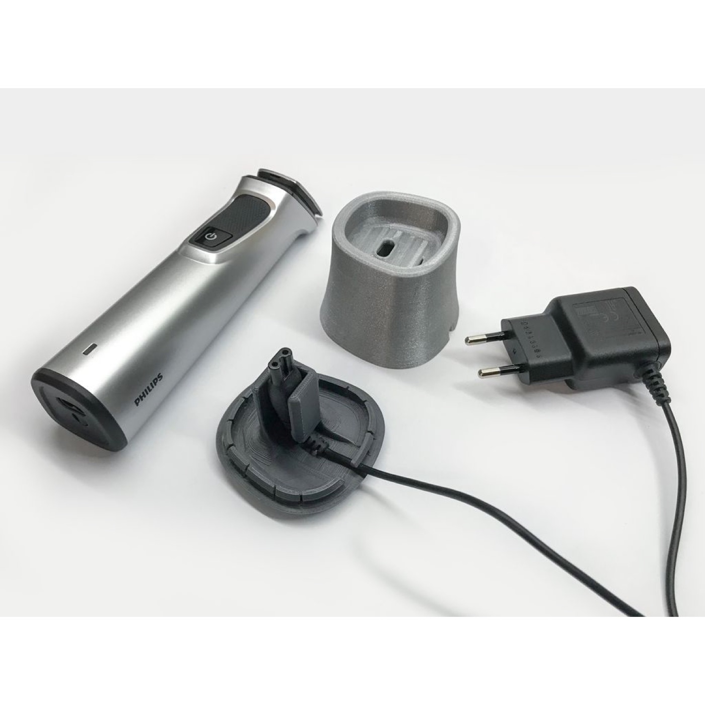 Philips Multigroom 7000 Serisi Şarj Yuvası görsel 3
