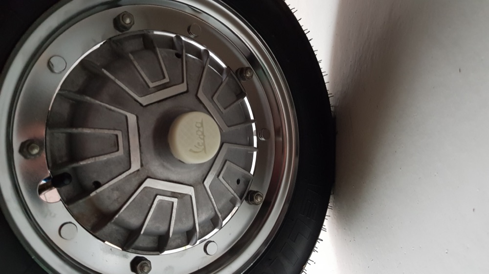 Vespa PK50XL-1 Jant Göbeği Toz Kapağı görsel 3