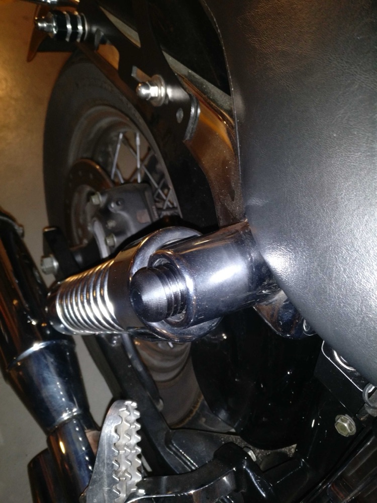 Harley Davidson Dyna Arka Suspansiyon Ust Somun Kapagi görsel 2