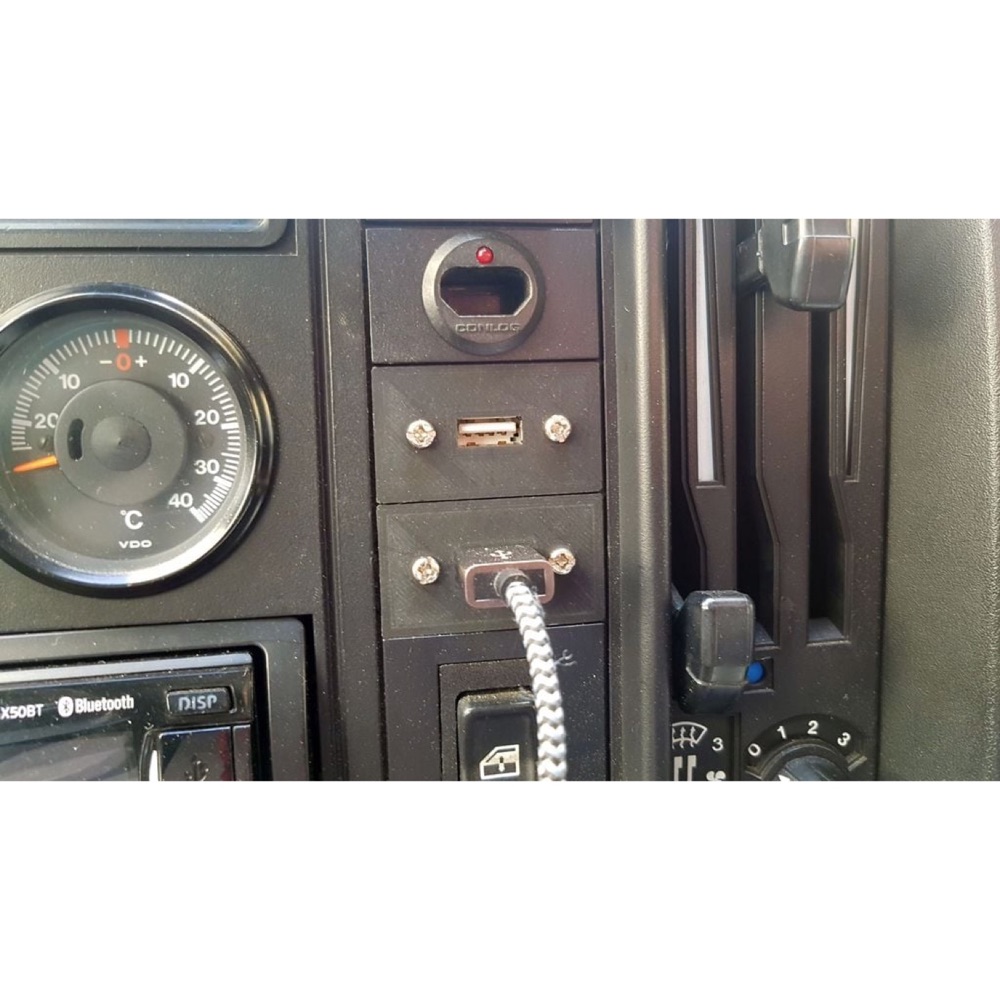 VW Golf Mk1 / Jetta Mk1 Standart USB’li Switch Blank Adaptörü görsel 2
