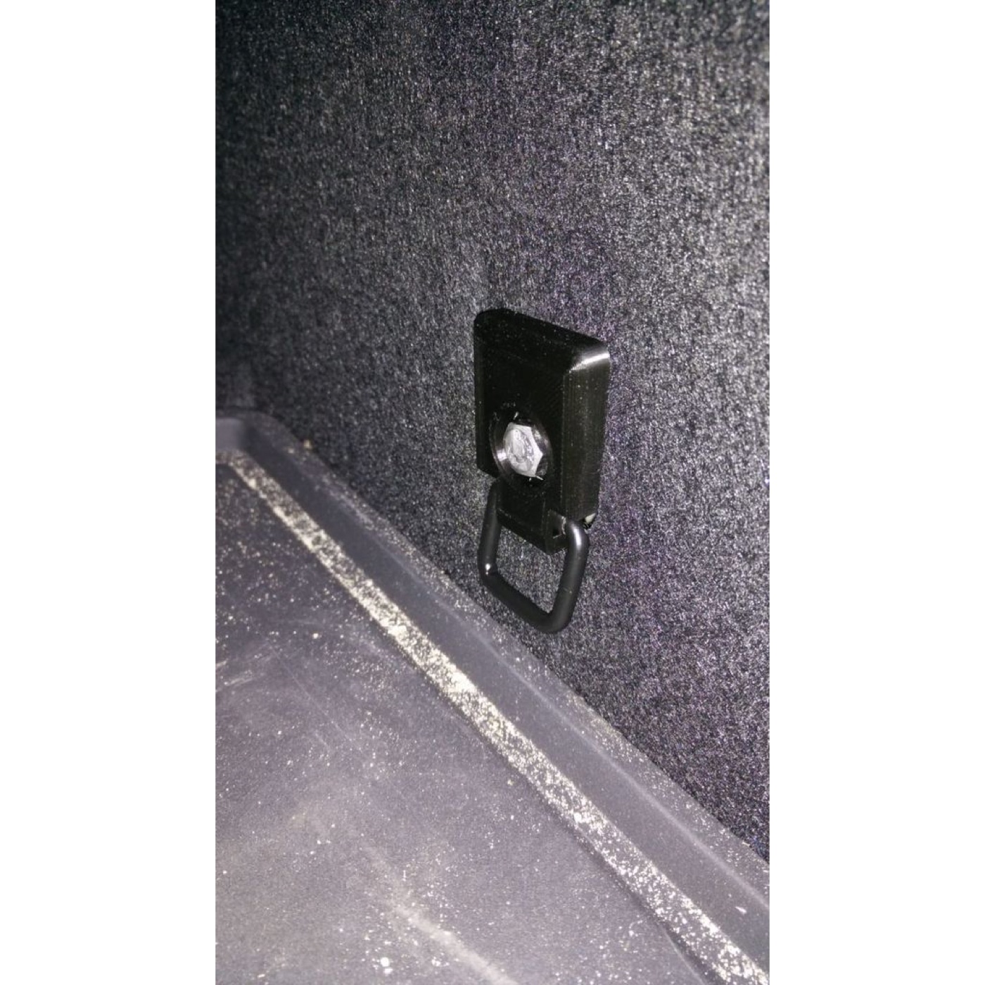 Bagaj Bağlama Halkası Yuvası (Mazda 3 Uyumlu) görsel 3
