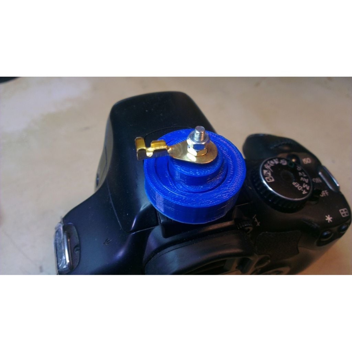 Canon Kameralar için Senkron Kontaklı Hotshoe Montaj Adaptörü görsel 2