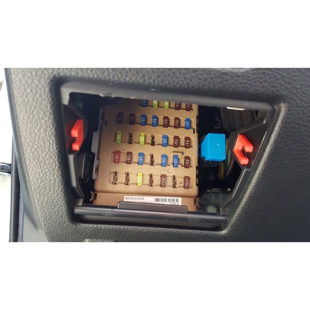Subaru Sigorta Kutusu Kapağı Klipsi görsel 2