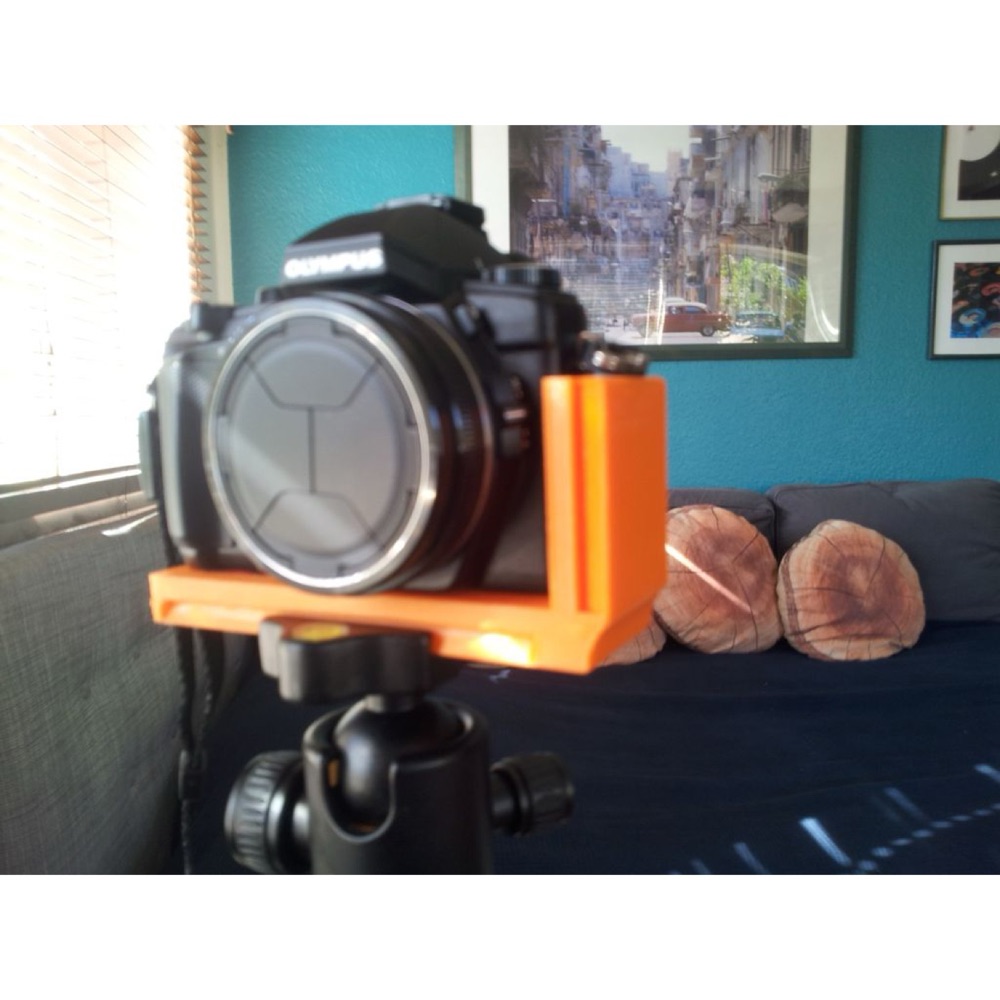 Olympus Stylus 1 İçin Arca-Swiss L-Bracket (Tripod Plakası) görsel 2