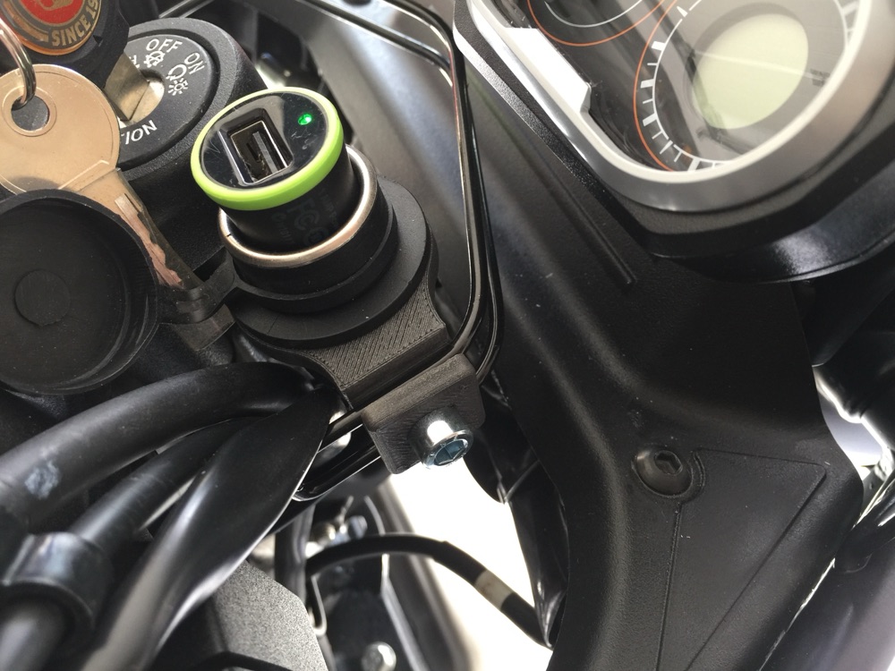 Royal Enfield Himalayan 12V Soket Tutucu görsel 2