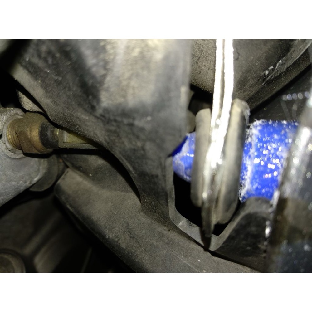 Honda Transalp 650 yan kapak pimi seti (kısa+uzun) görsel 3