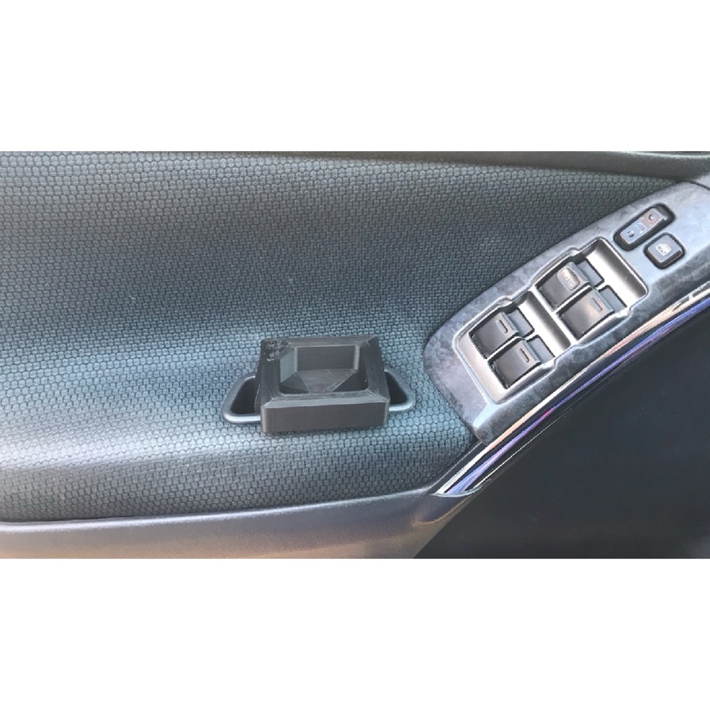 2003-2008 Toyota Matrix Sos Kabı Tutucu