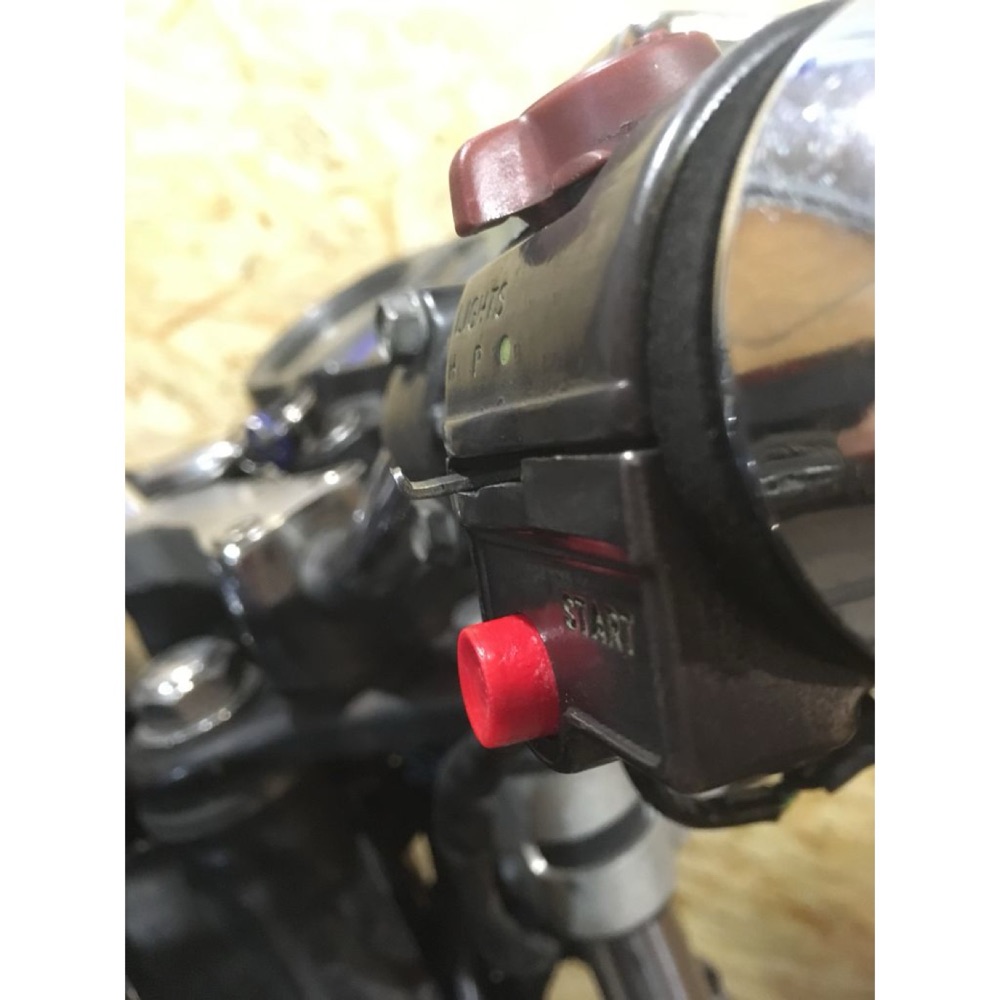 Honda CB400N Motor Çalıştırma Düğmesi