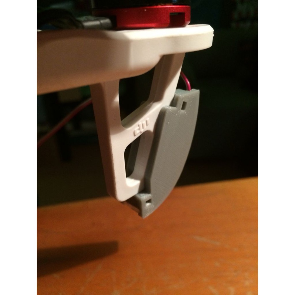 DJI F550 Çerçevesi için LED Şerit Montajı (Sol ve Ayna Görüntülü Parça) görsel 2