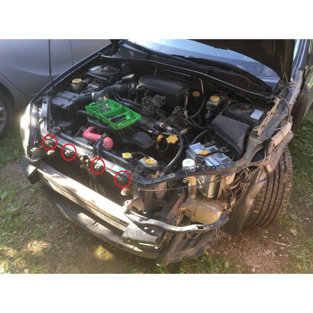 Subaru Legacy B4 Radyatör Izgarası Klipsi görsel 4