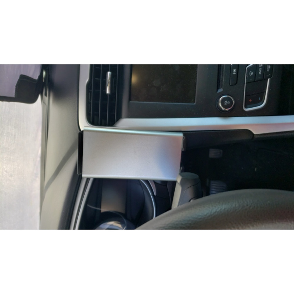 Ford Fusion / Mondeo (2013-2019) Vidasız Telefon Tutucu görsel 7