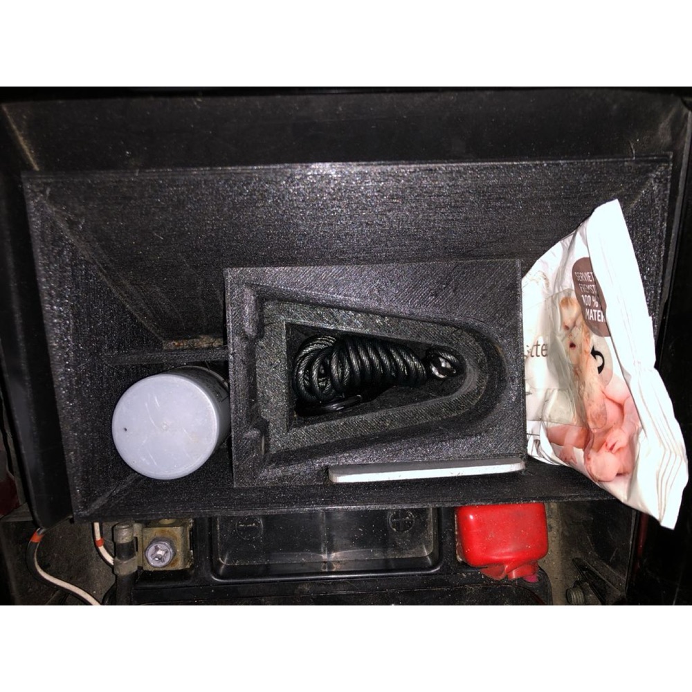 Suzuki GSX-F750 Organizer Kutusu görsel 2