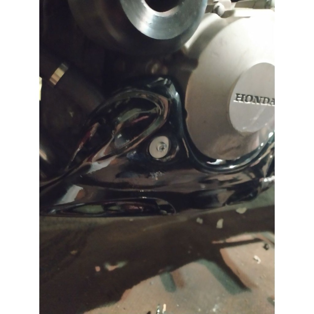 Honda Hornet (1998-2005) Gövde Alt Panel Tutamağı