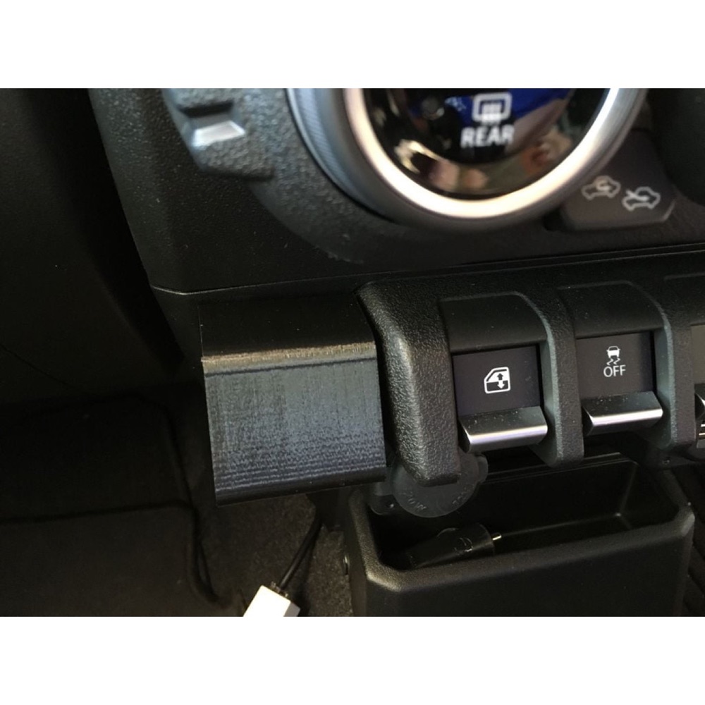 Suzuki Jimny 2019 Anahtar Paneli Takozu görsel 3
