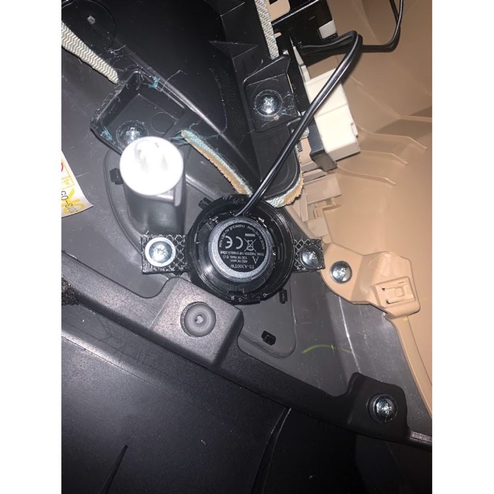 Hyundai Elantra 1 İnç Tiz Hoparlör Adaptörü görsel 3
