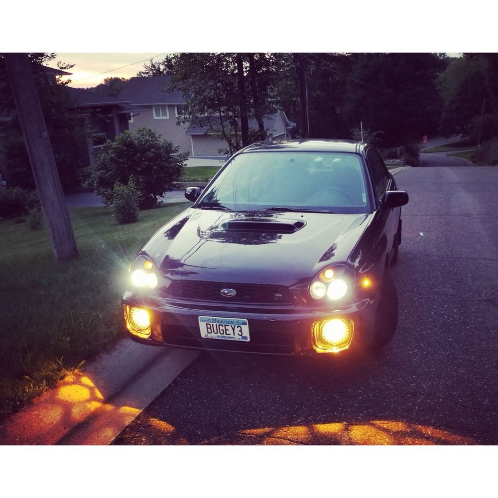 Subaru WRX Bugeye (2002-2003) Petek Desenli Sis Farı Kapağı görsel 2