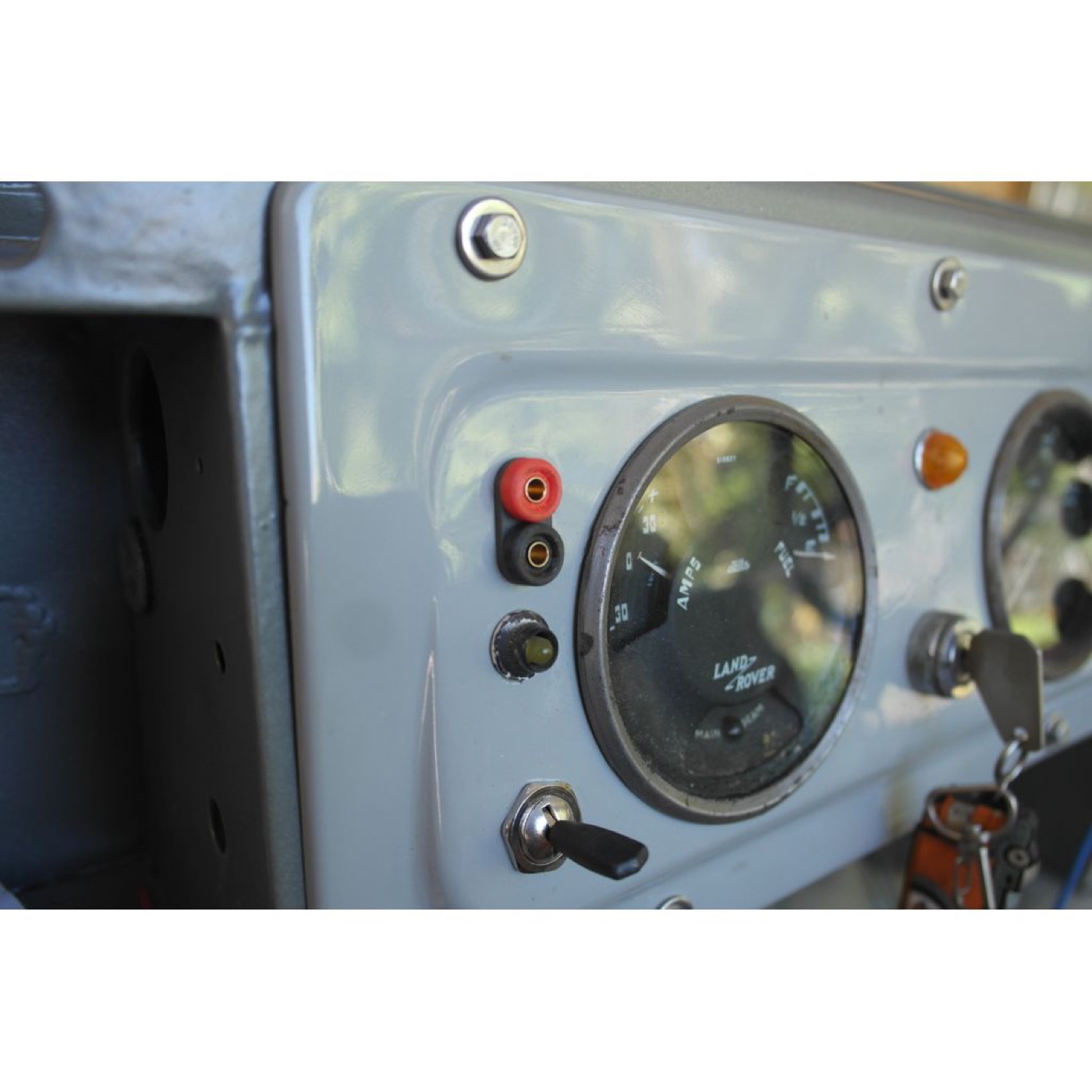 Land Rover Series Kontrol Lambası Soket Takımı