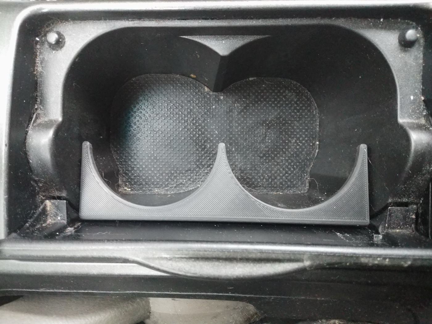 Bardaklık Ayıracı (Toyota Camry 2002-2006) görsel 2