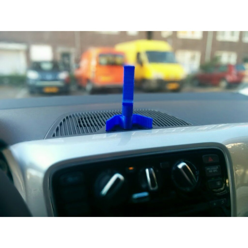 VW Up! Gösterge Üstü Telefon Tutucu (Nexus 5) görsel 3