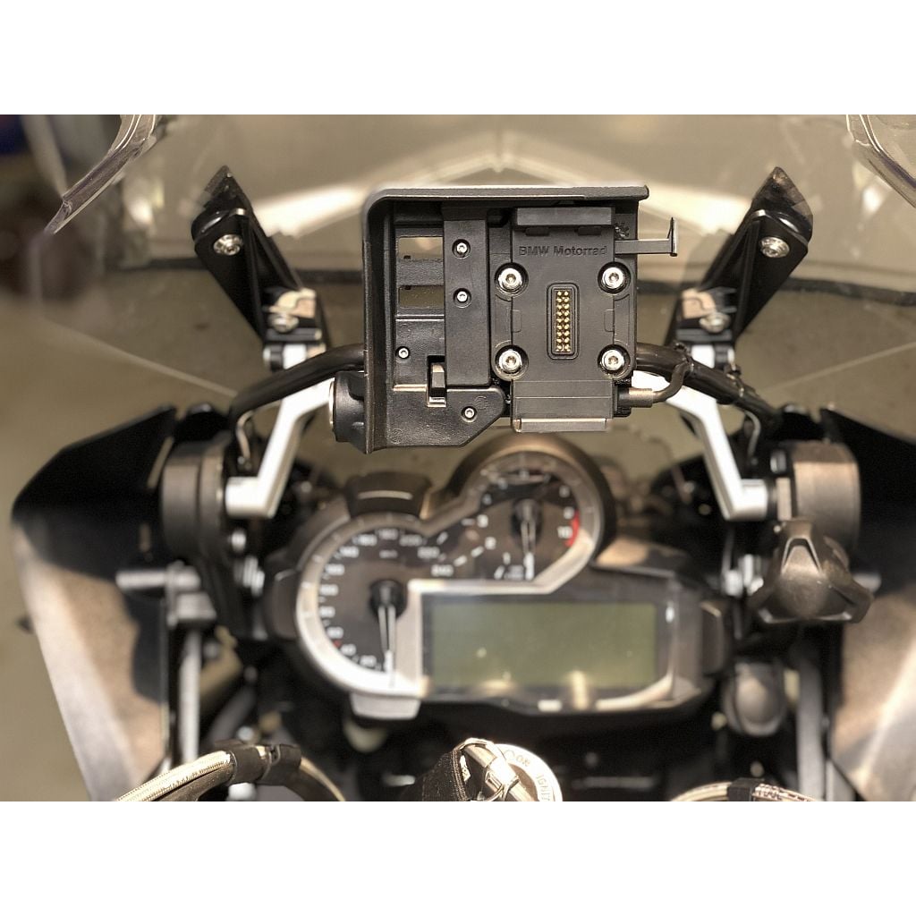 BMW GS 1200/1250 Navigasyon Cihazı Adaptörü görsel 3