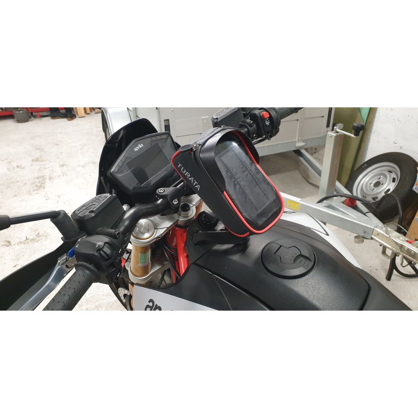 Aprilia Dorsoduro 900 Bisiklet Çantası Desteği
