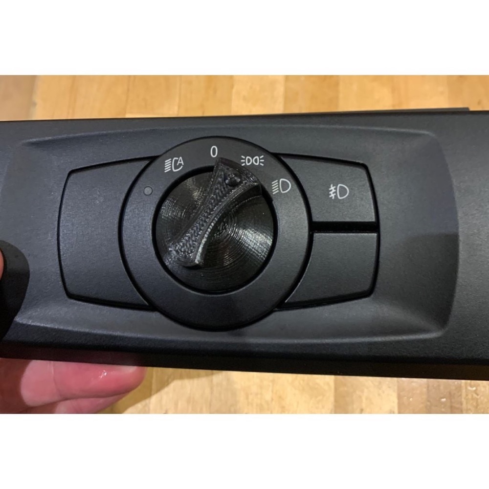 Far Anahtarı Düğme Kapağı (BMW 1 Serisi E88/E82 Uyumlu)