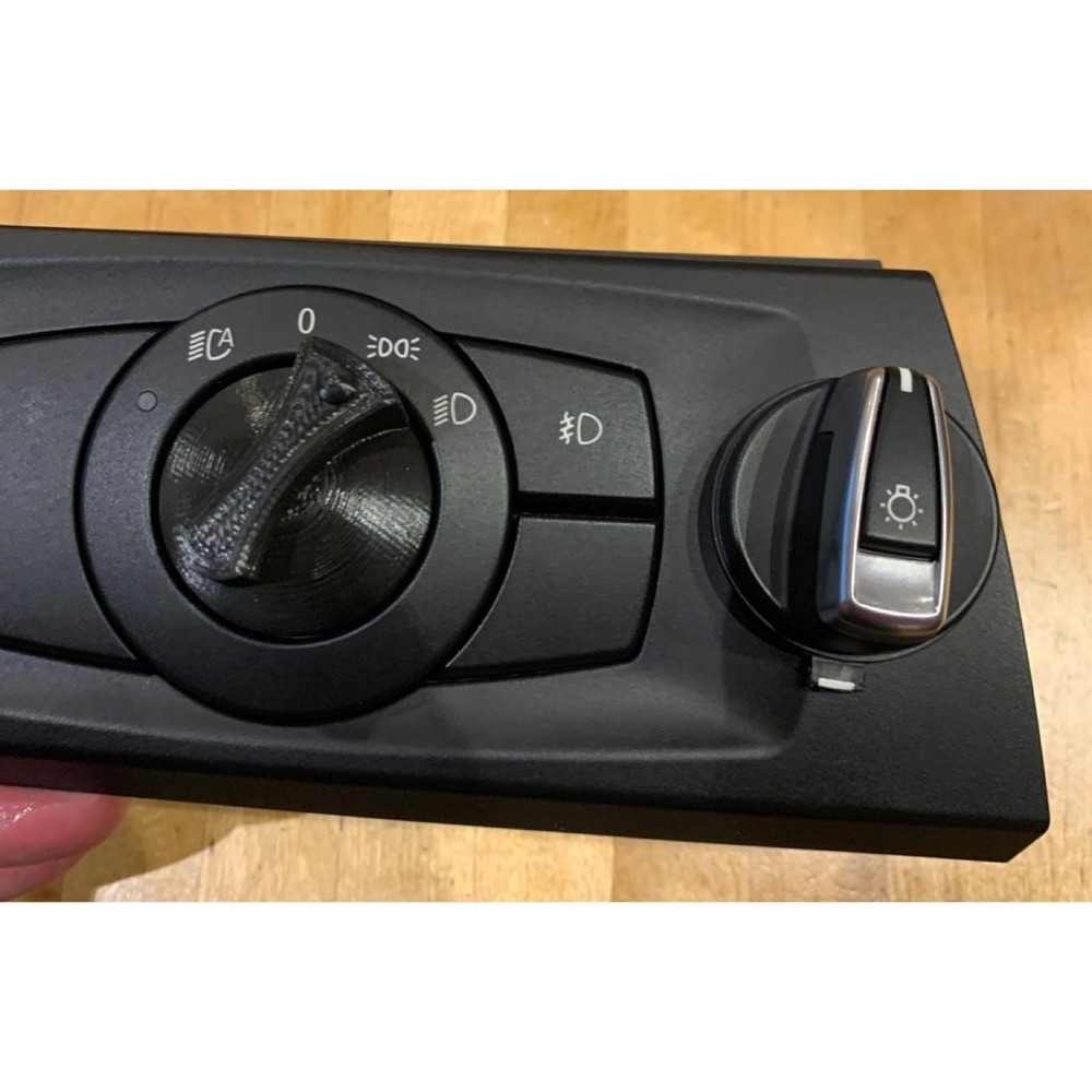 Far Anahtarı Düğme Kapağı (BMW 1 Serisi E88/E82 Uyumlu) görsel 2