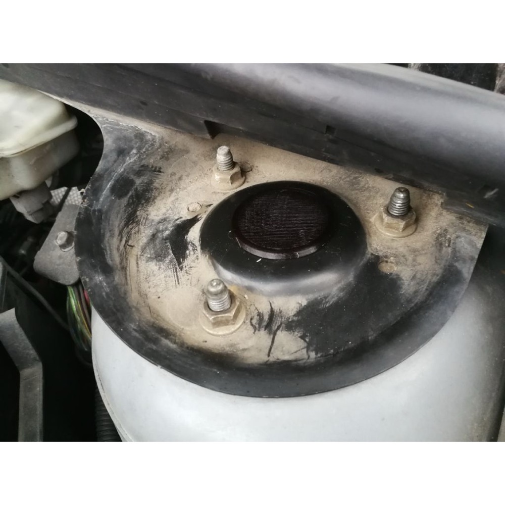 Ford Fiesta Mk5 Amortisör Üst Yatağı Kapağı