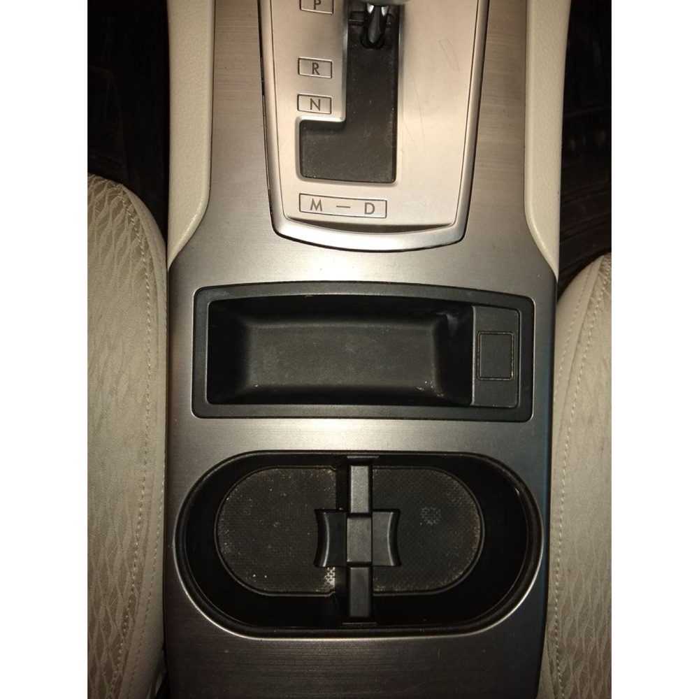 Subaru Outback Tam Genişlik Konsol Tepsisi (4. Nesil) görsel 3