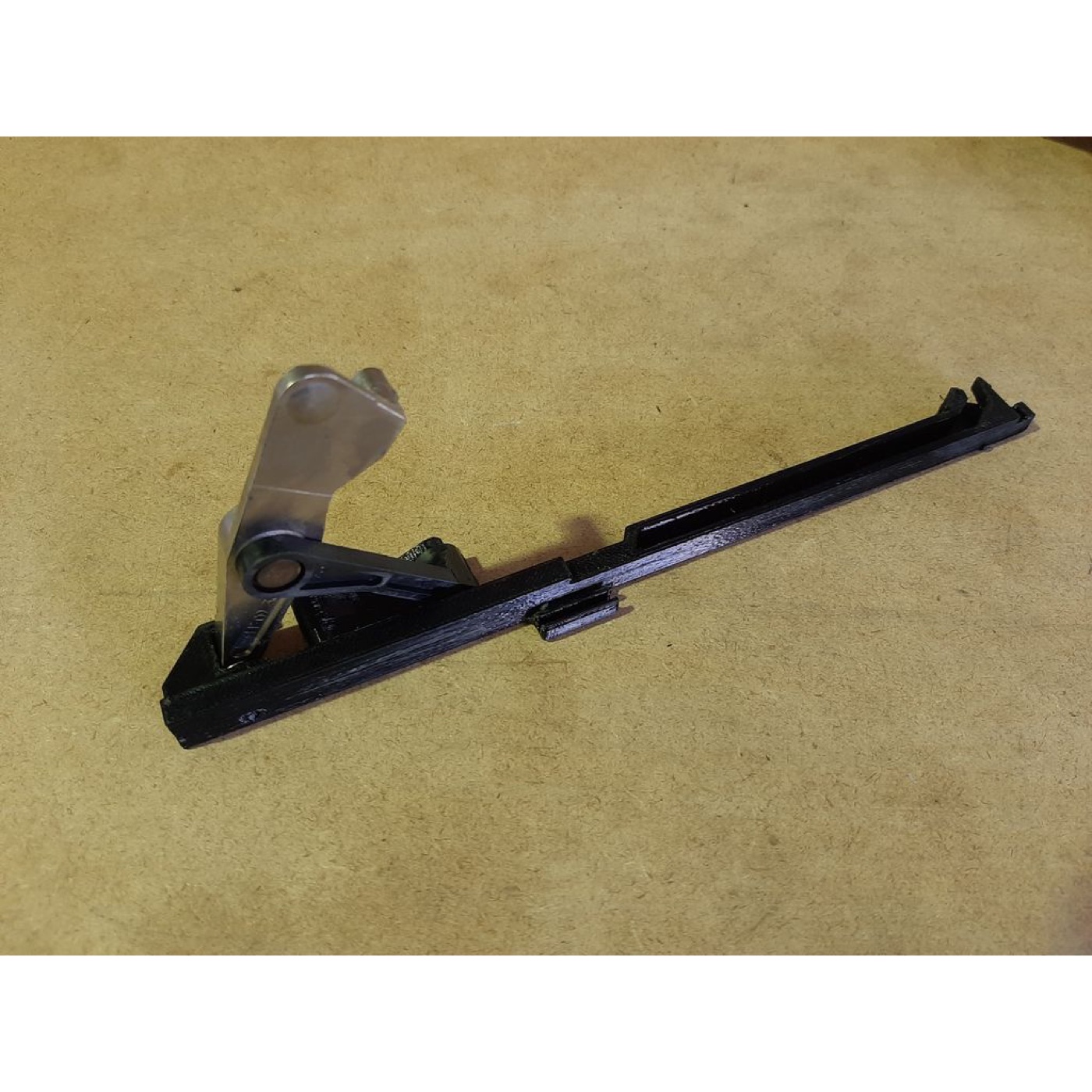 Range Rover P38 Sunroof Ray Parçası