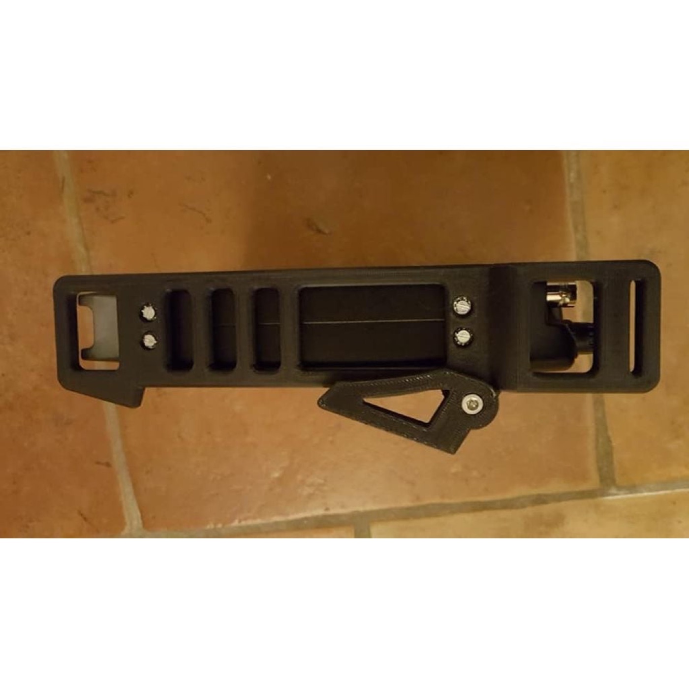 Yaesu FT-817 ve FT-818 Telsiz Çerçeve Braketi