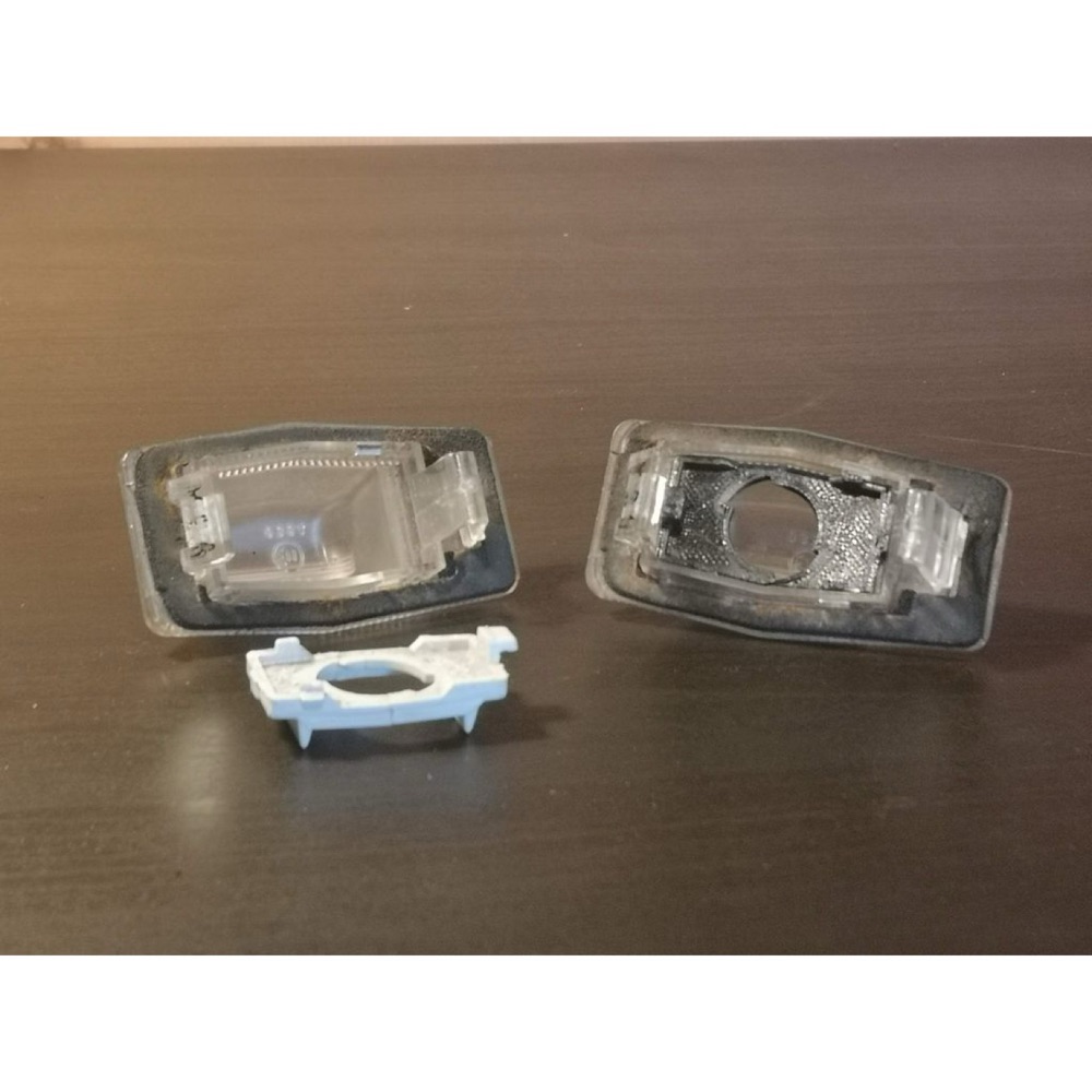 Mazda MX-5 Plaka Aydınlatma Paneli