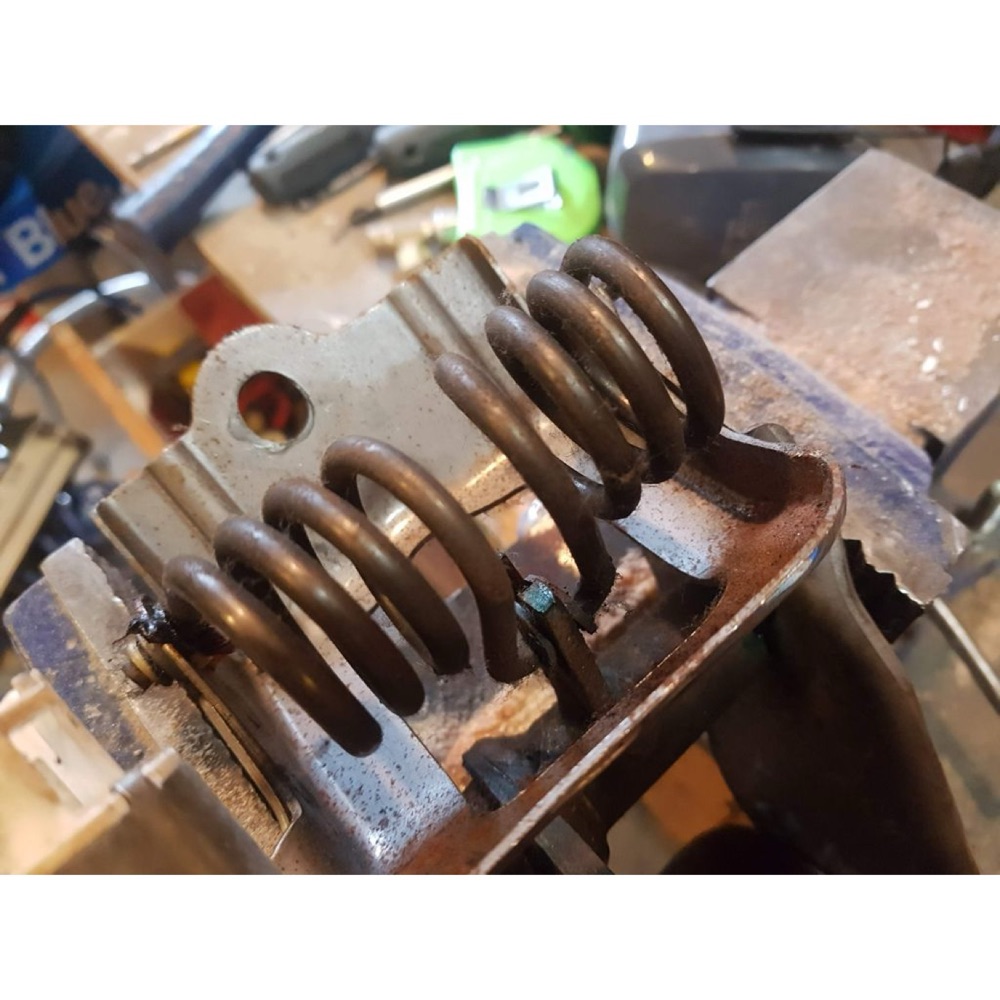 Toyota debriyaj pedal burçları görsel 2