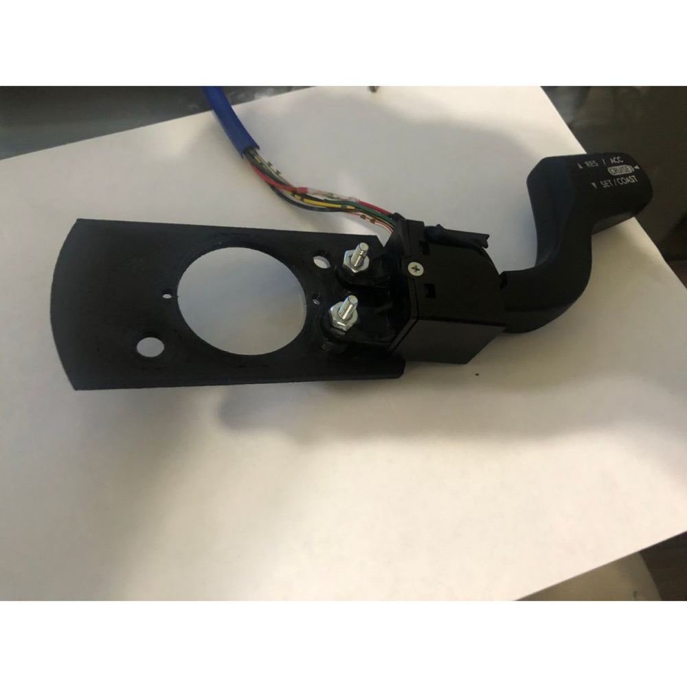Subaru Aftermarket Direksiyon Hız Sabitleyici Anahtarı Braketi görsel 3