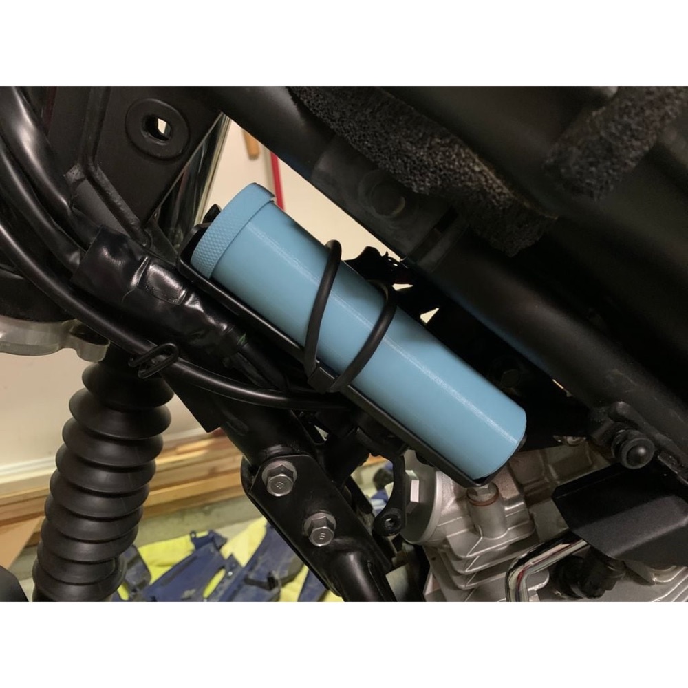 Yamaha XT250 Alet Bölmesi Kapağı görsel 3