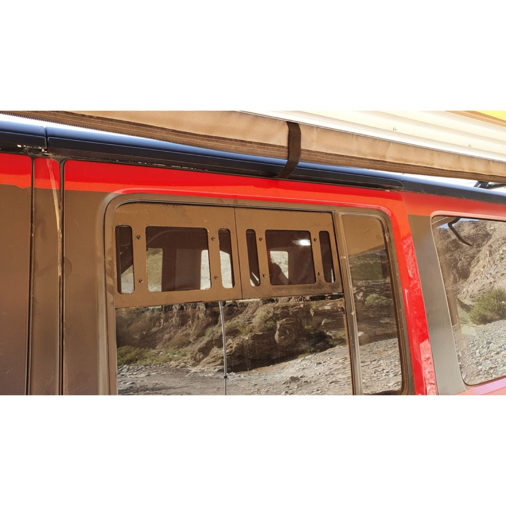Jeep Wrangler Pencere Sinekliği