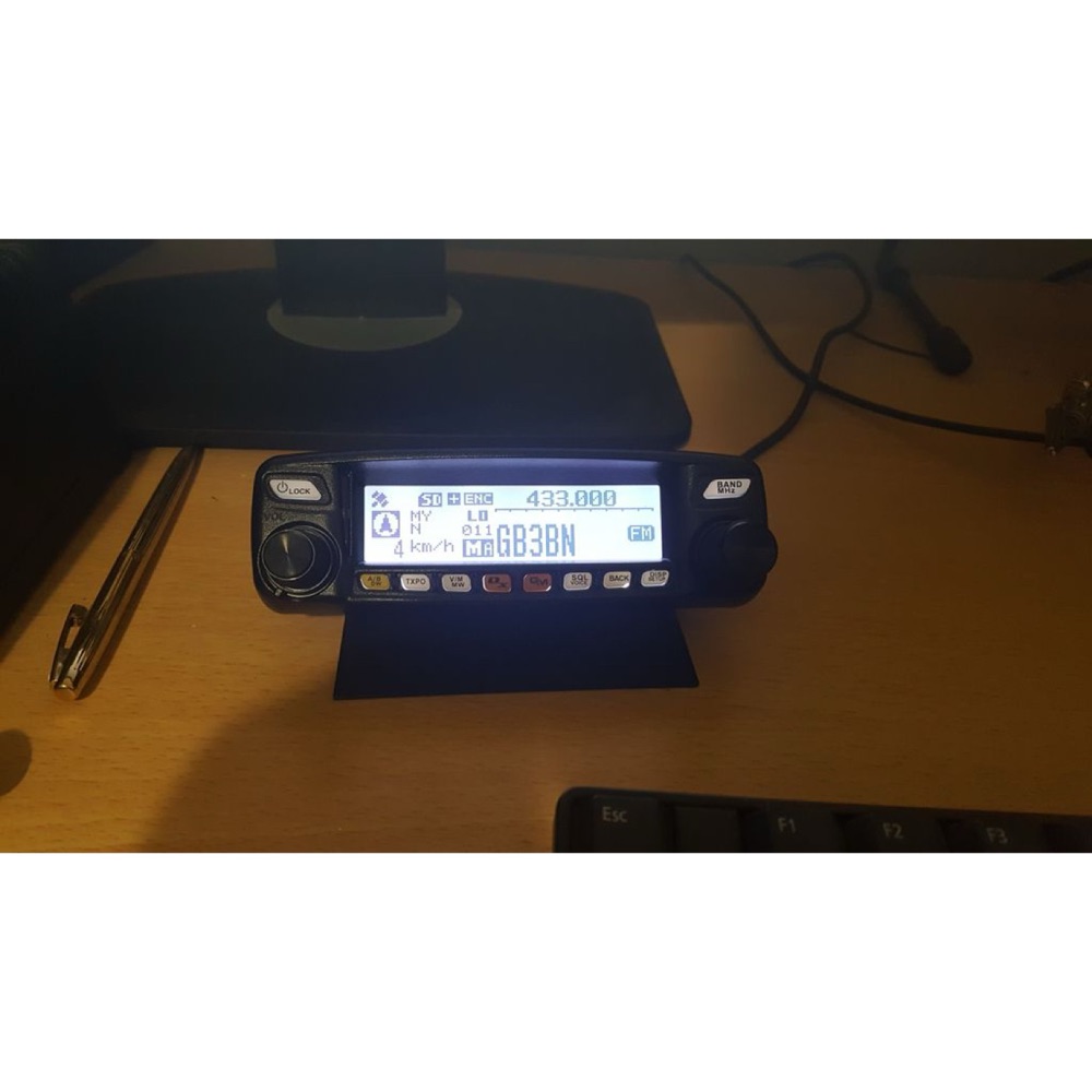 Yaesu FTM-100D Ön Panel Masa Standı görsel 1