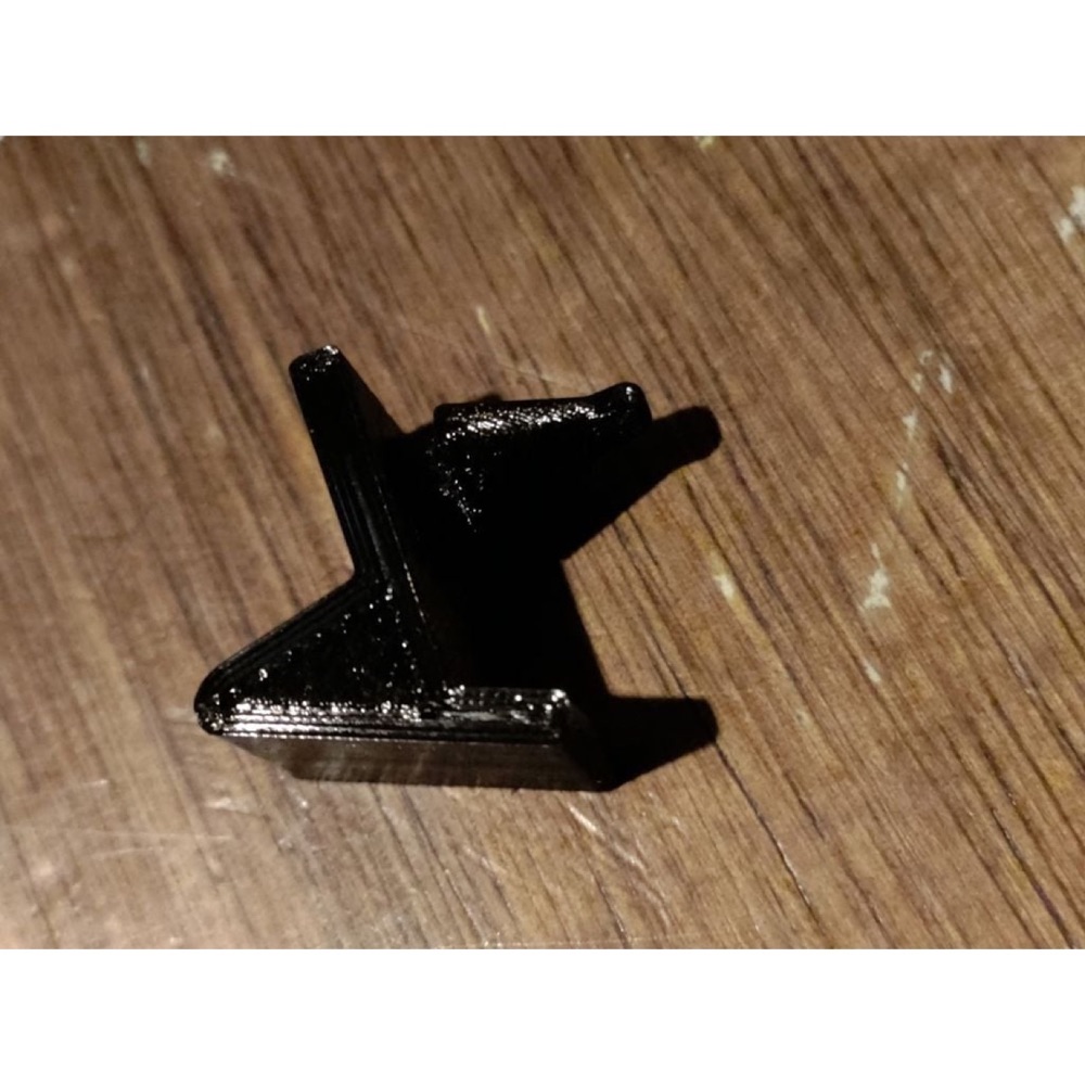 VW Polo ve Seat Ibiza Parcel Shelf Buffer görsel 2