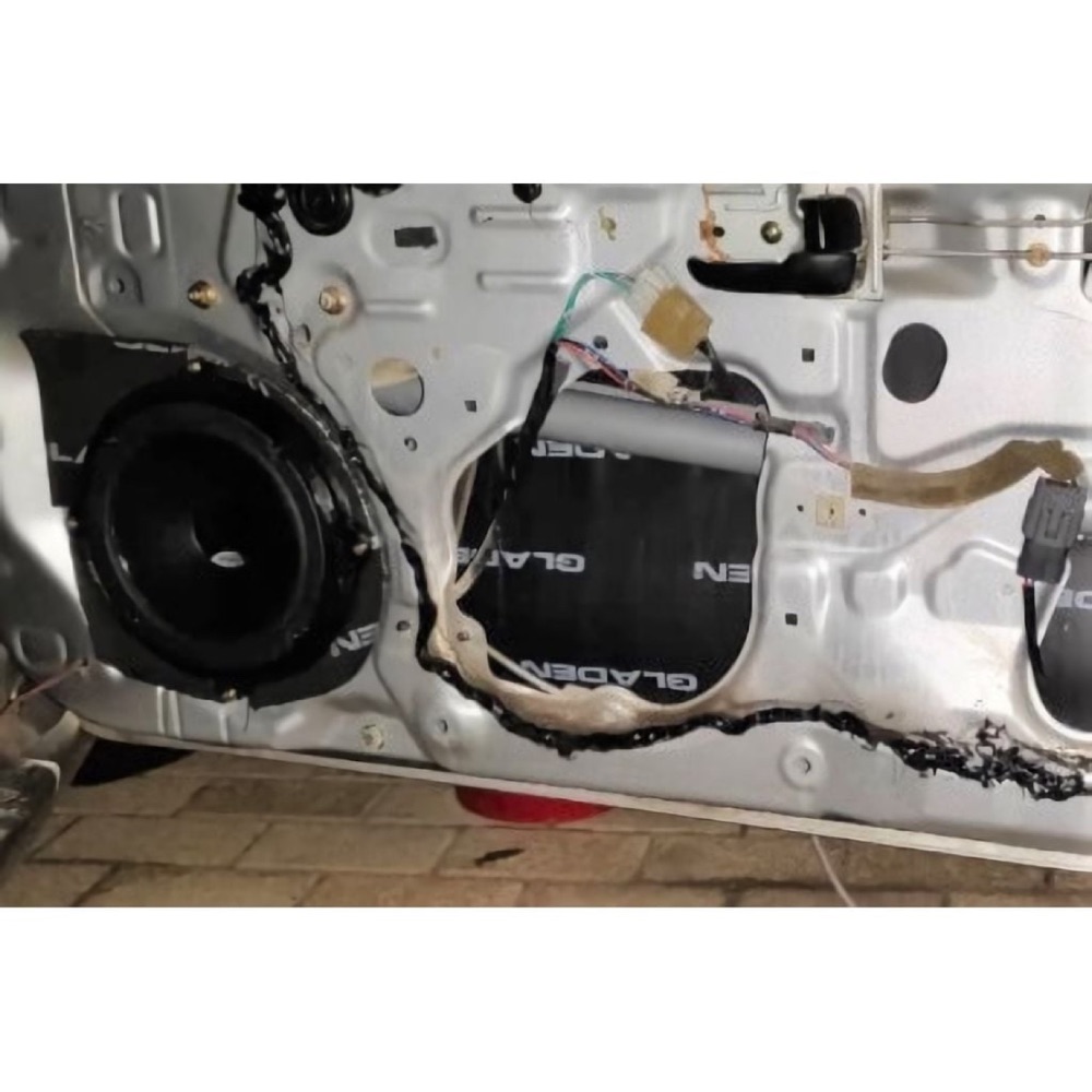 Mazda Miata Uyumlu Kapı Hoparlör Tabanı (6.5"-8") görsel 2