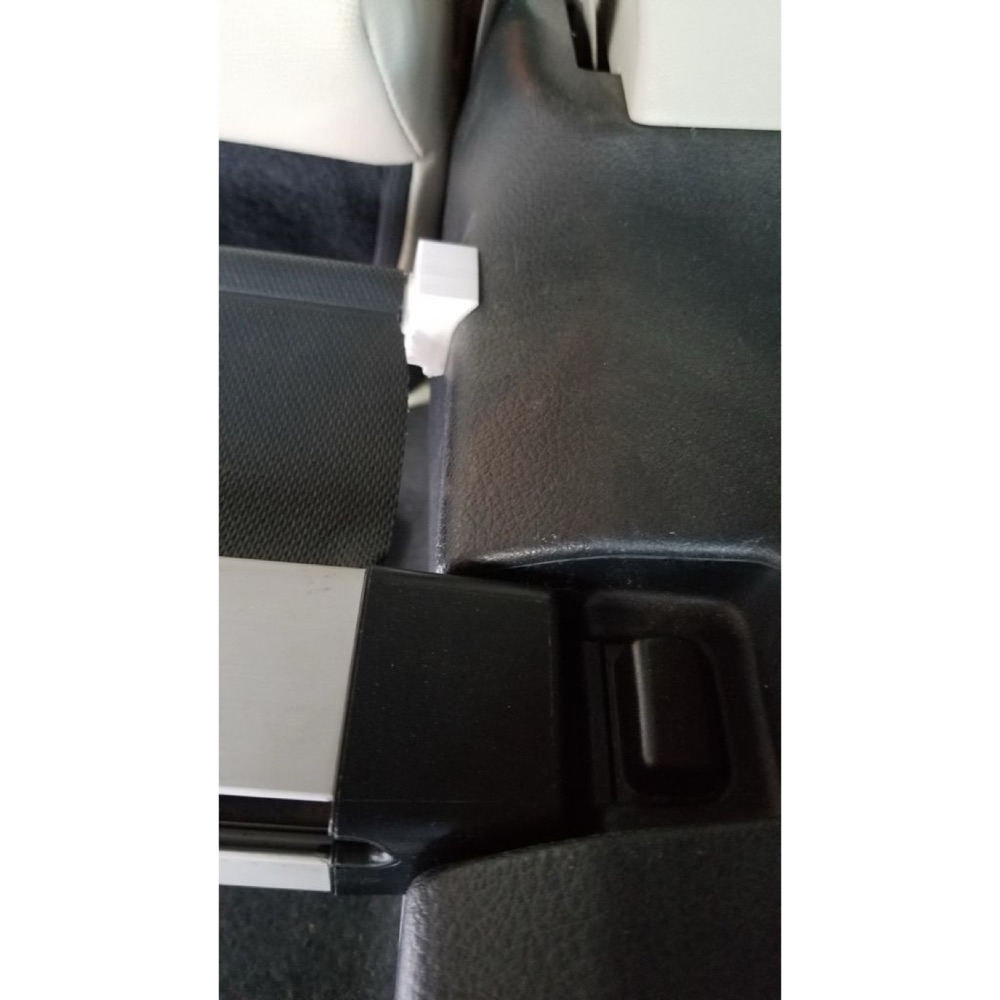 Subaru Outback Bagaj Mili Ucu Tapası (2011) görsel 3
