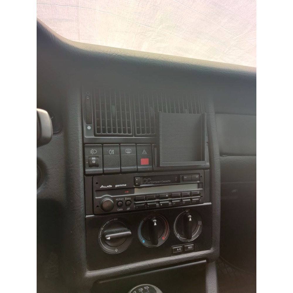 Audi 80 Kaset Yuvası Telefon Tutucusu