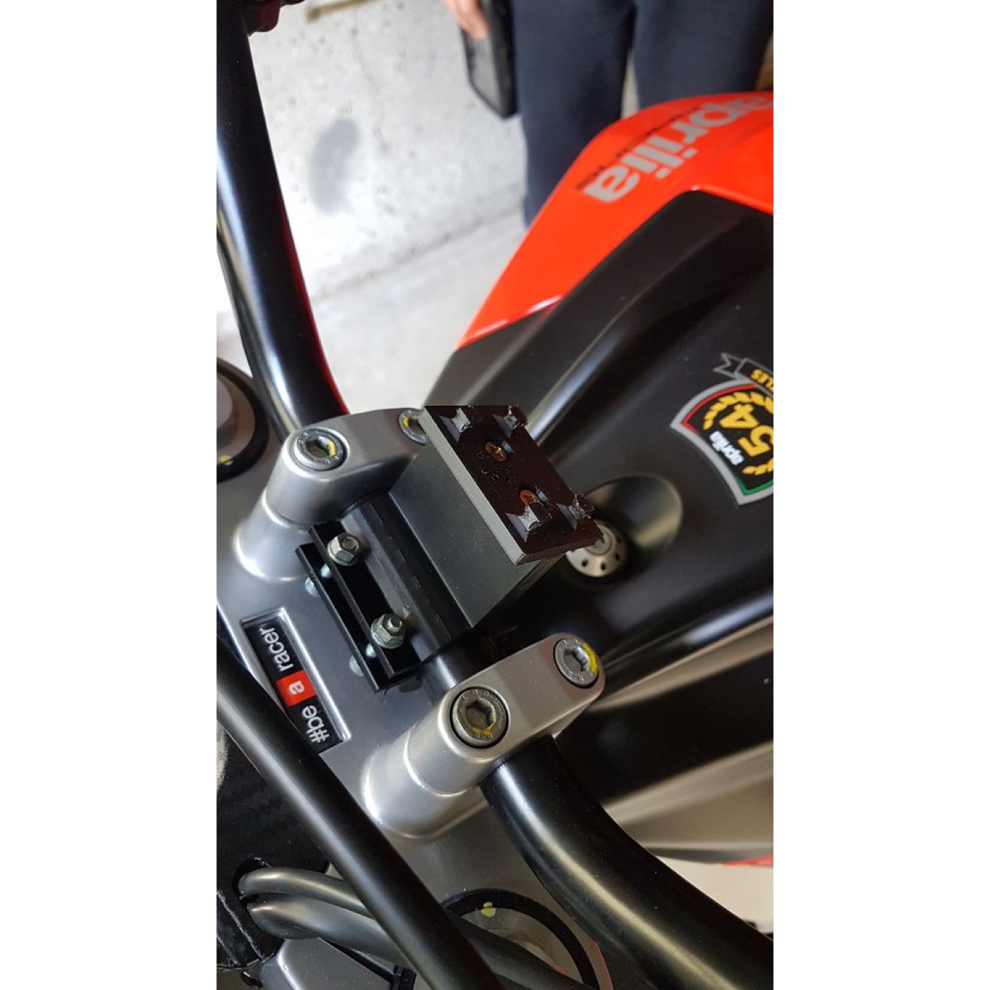 Aprilia Tuono Telefon Tutucu görsel 4