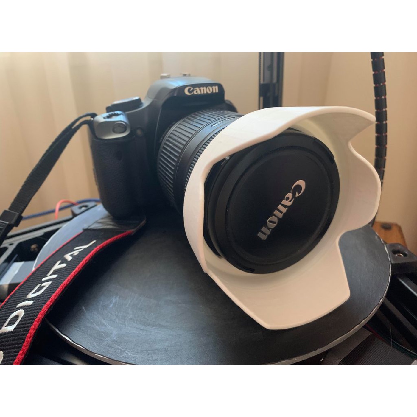 Canon EF-S 18-200mm Lens için Parasoley (EW-78D) görsel 2