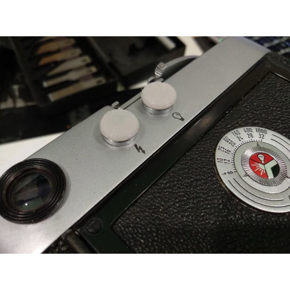 Leica M Flaş Senkron Soket Kapağı
