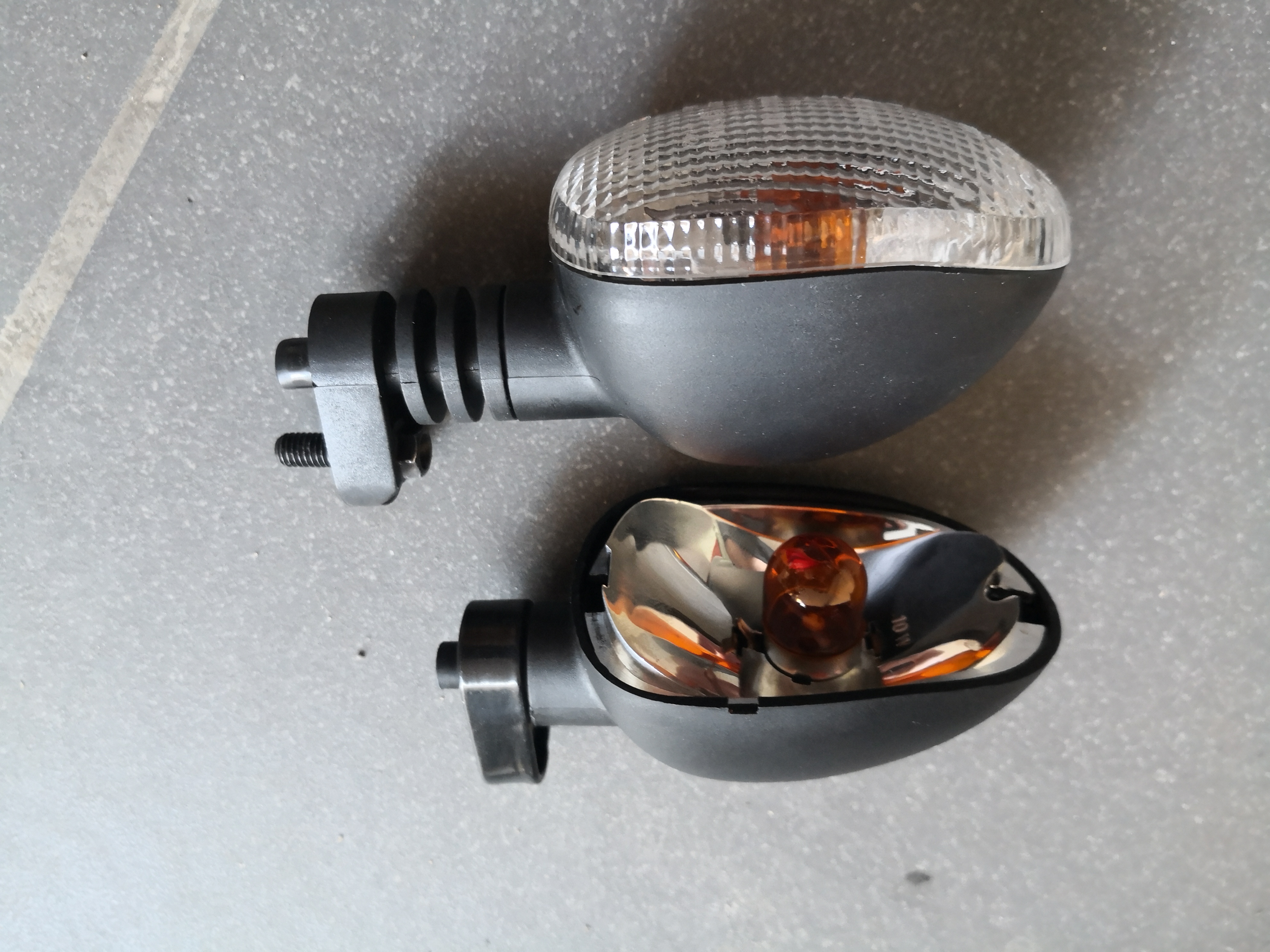 Ducati Scrambler Kısa Sinyal Braketi görsel 3
