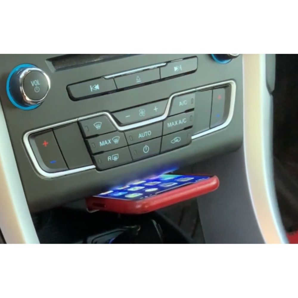 Ford Fusion (2016+) Telefon Dock Standı