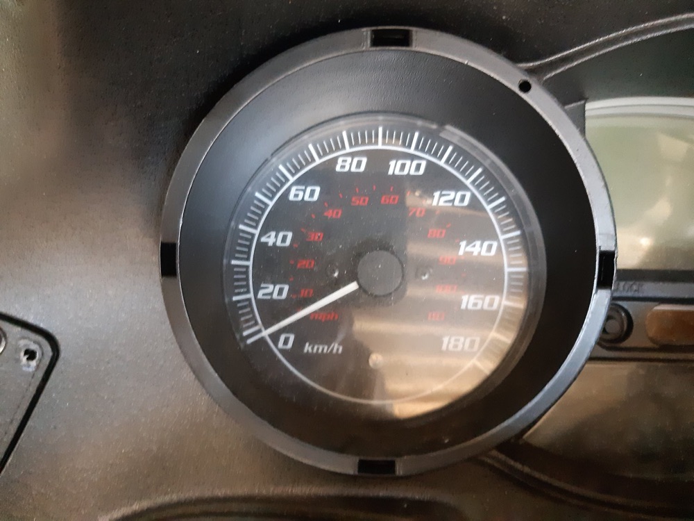 Piaggio MP3 Kilometre Sayacı Halkası görsel 2